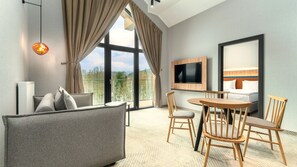 In-room safe, iron/ironing board, free WiFi, bed sheets