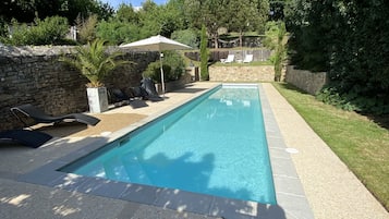 Piscine extérieure, piscine chauffée