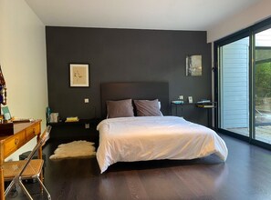 4 chambres, bureau, fer et planche Ă repasser, Wi-Fi gratuit