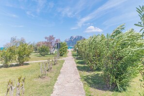 Property grounds - Il Vecchio Faro A37 150m From The Beach (Loiri Porto San Paolo)