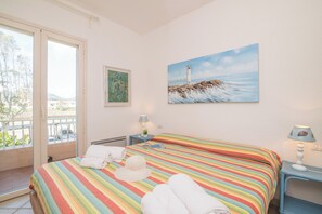 Familieleilighet, flere soverom (Il Vecchio Faro A37 150m From The) | 2 soverom, wi-fi (inkludert) og sengetøy