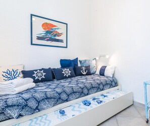2 bedrooms, free WiFi, bed sheets - Il Vecchio Faro A37 150m From The Beach (Loiri Porto San Paolo)
