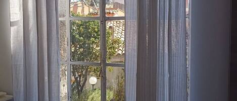 Apartment, 1 Bedroom | Living area