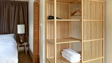 Deluxe-Doppelzimmer | Badezimmer | Dusche, Haartrockner, Bidet