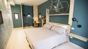 Luxury Double Room, City View | In-room safe, soundproofing, free WiFi