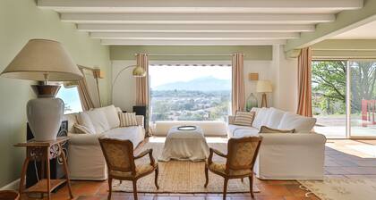 Maison Ciboure 3' des plages - Vue Montagne - 12 pers