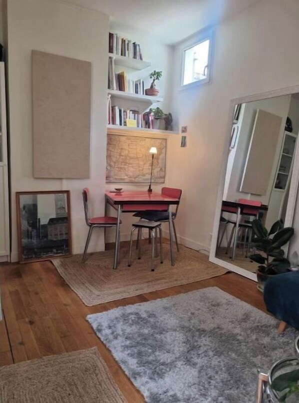 Interior - Un Cocon au Coeur de la Campagne à Paris (PARIS)