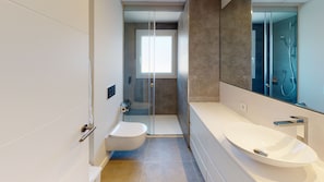 Shower, towels