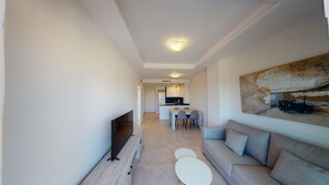 TV - Cosmos by ON Travel (Oliva)