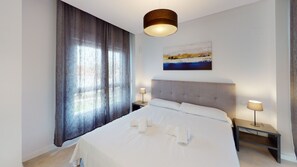 2 sovrum, strykjärn/strykbräda, gratis wi-fi och sängkläder