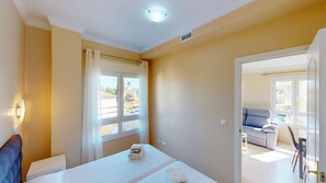 Interior - Camellia by ON Travel (Oliva)