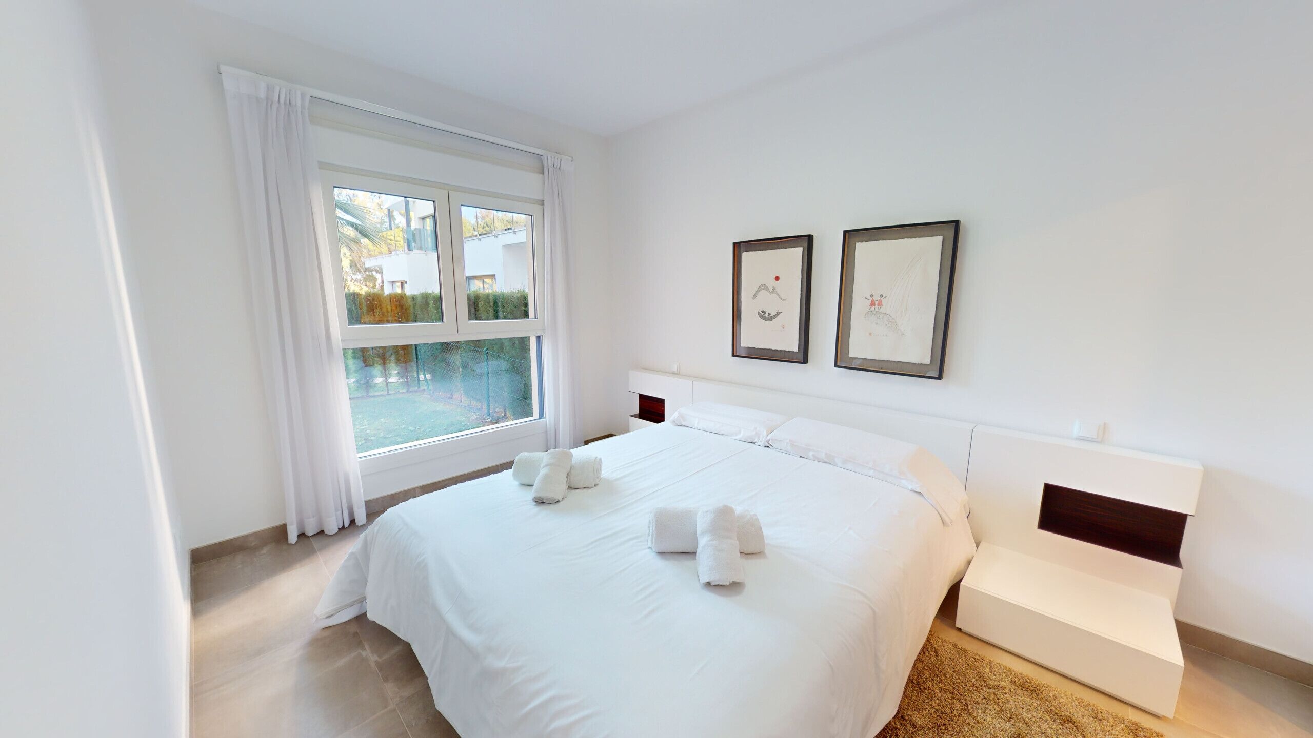 3 habitaciones, tabla de planchar con plancha y wifi gratis 