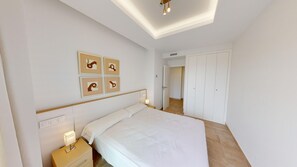 3 habitaciones, tabla de planchar con plancha y wifi gratis 