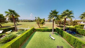 Property grounds - Cattleya by ON Travel (Oliva)