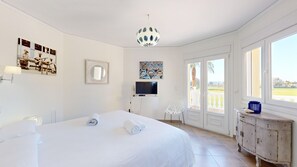 4 Schlafzimmer, Bügeleisen/Bügelbrett, kostenloses WLAN, Bettwäsche