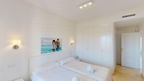 2 Schlafzimmer, Bügeleisen/Bügelbrett, kostenloses WLAN, Bettwäsche