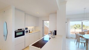 Fridge, microwave, oven, dishwasher