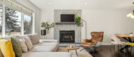 Téléviseur connecté, bureau