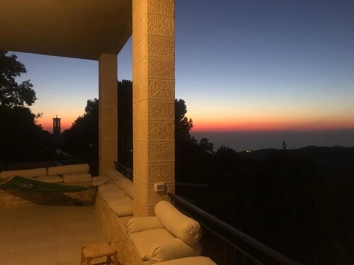 Lovely Summer House 20 mn Chouen Lac Très Belle Maison 20 mn lac de Chouen