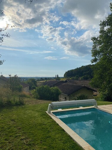 St Avit, Charentes - Magnifique gîte avec piscine privée chauffée