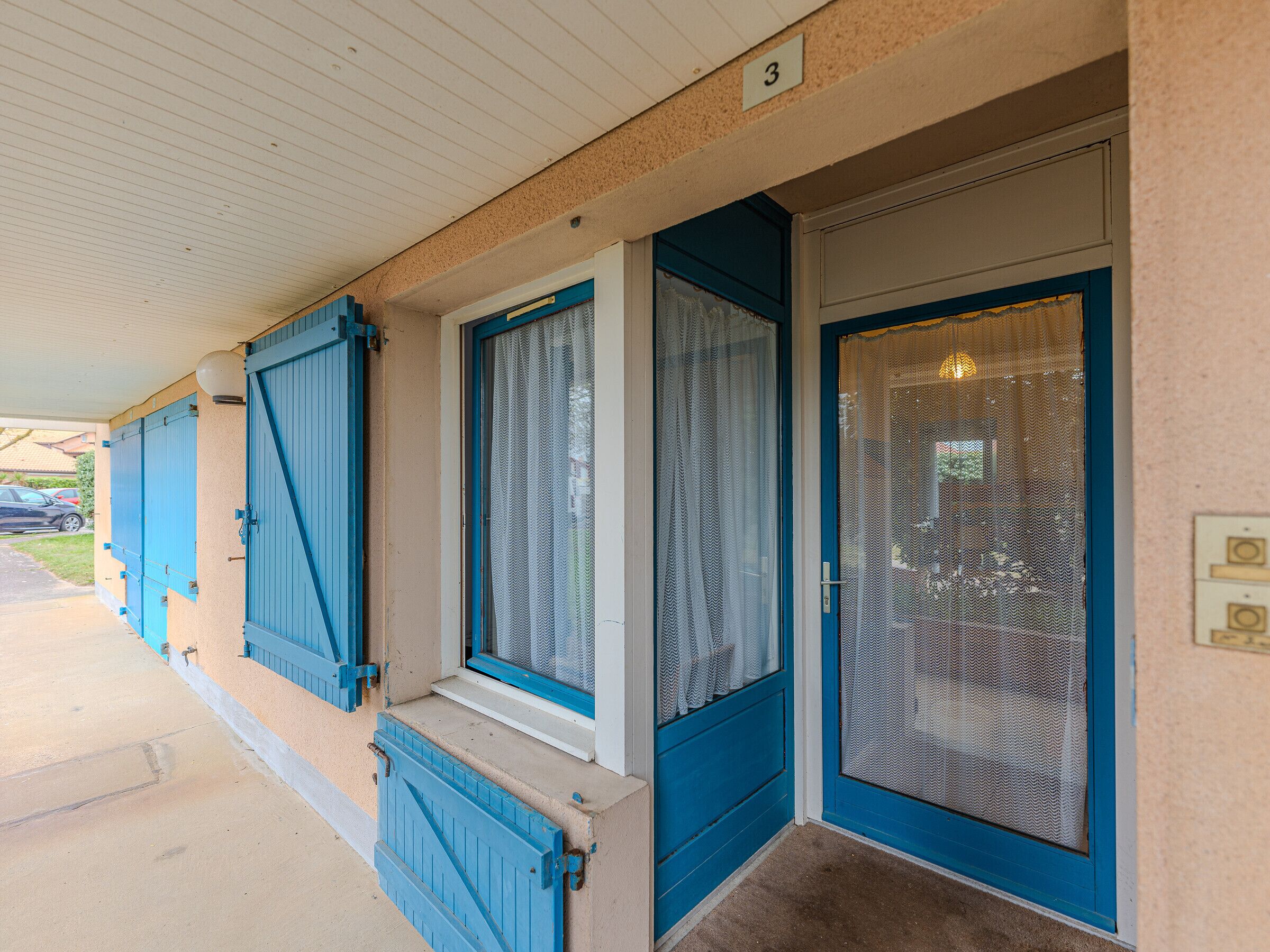 تفاصيل الفندق من الخارج