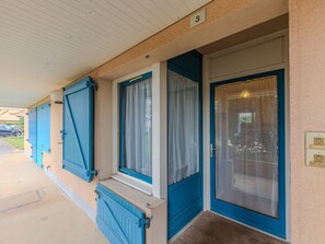 Exterior detail - Cozy T2 Apartment with South-Facing Balcony, 250m from Beach, Parking Included - Biscarrosse-Plage (Biscarrosse)