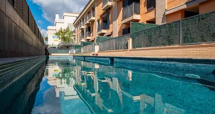 Appartement Moderne Ă PalamĂłs avec Piscine, Parking, et Proche Plage