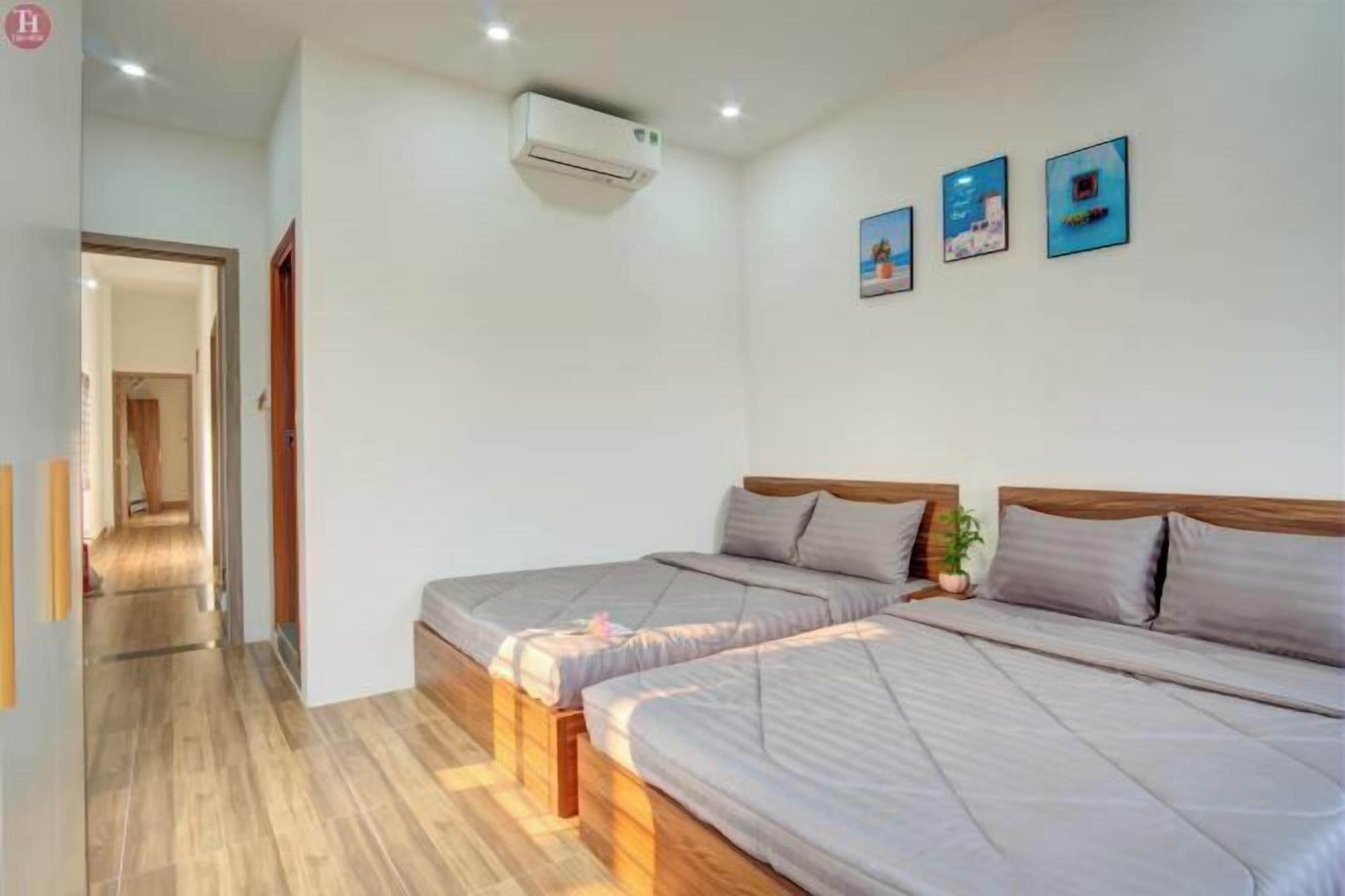 Individually furnished, desk, laptop workspace, soundproofing