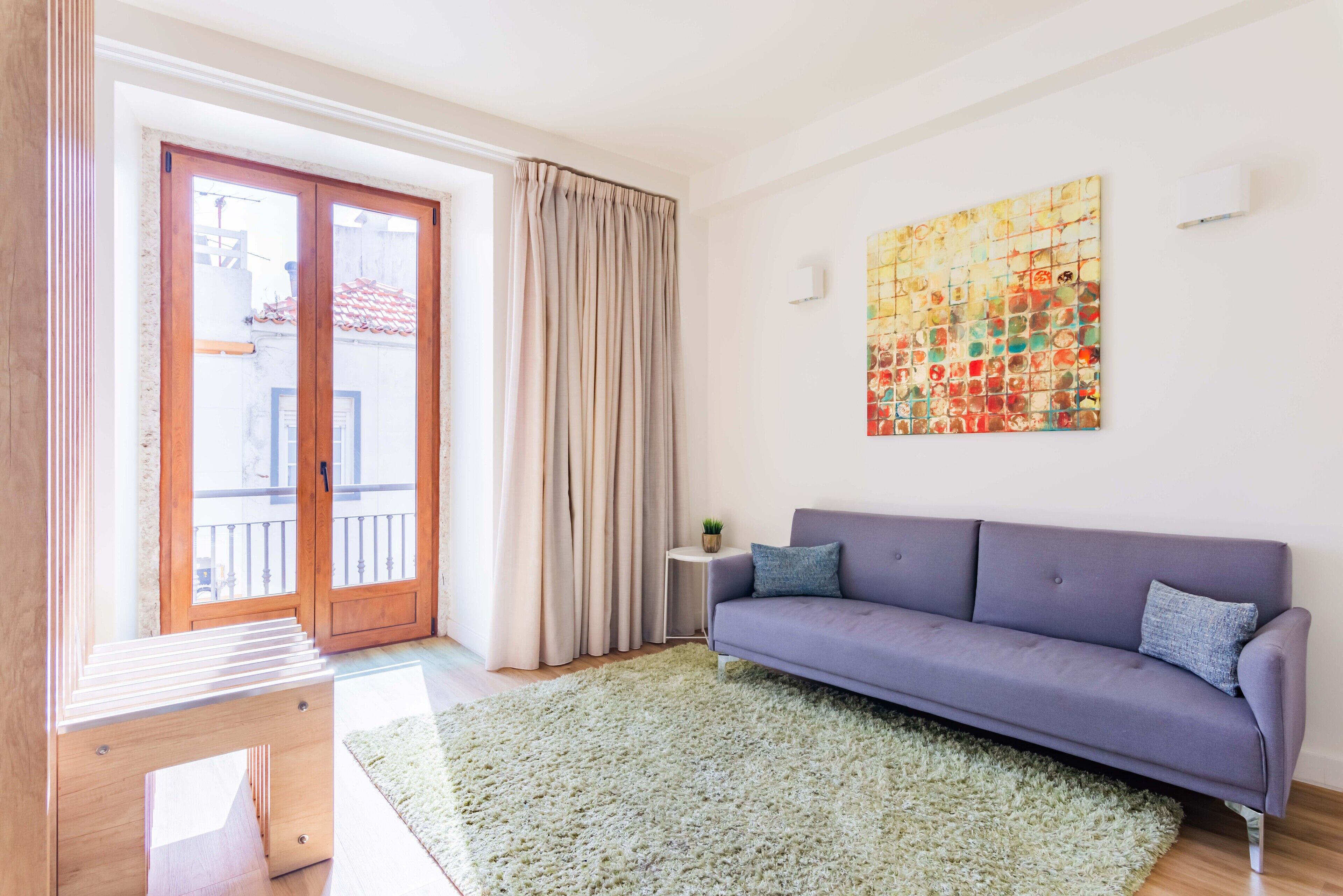 Minibar, soundproofing, free WiFi, bed sheets