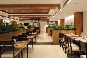 Restaurant - Icon Grand Hotel by Bhagini (Bengaluru)
