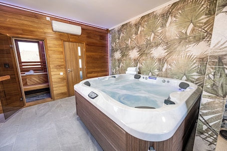 Spa. Vörös Álom Panzió