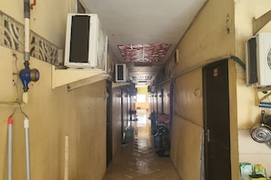 Interior detail - Hotel O Koh Wat Homestay Syariah (Surabaya)