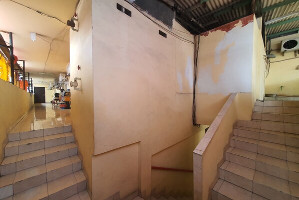 Interior detail - Hotel O Koh Wat Homestay Syariah (Surabaya)