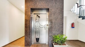 Lobby - Townhouse 238 Ulsoor (Bengaluru)