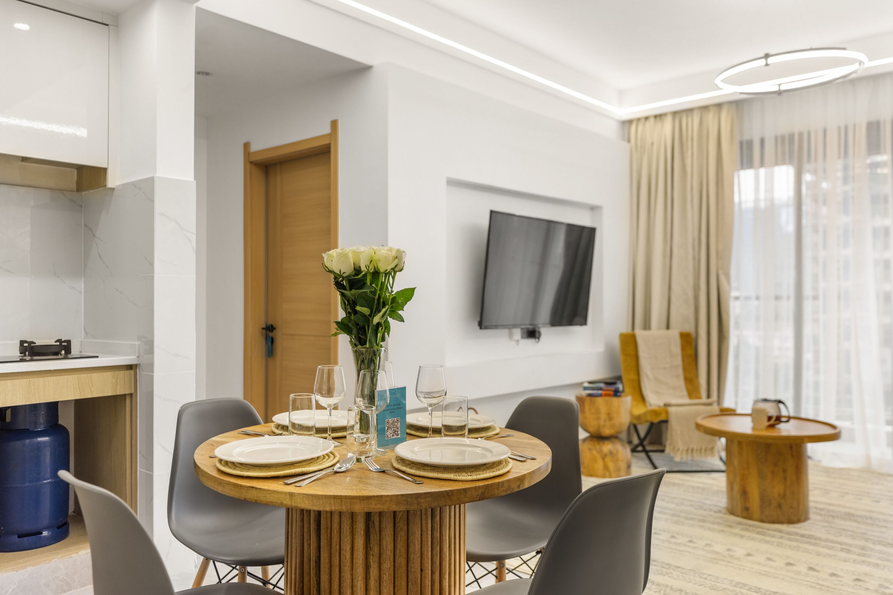 المنشأة من الداخل