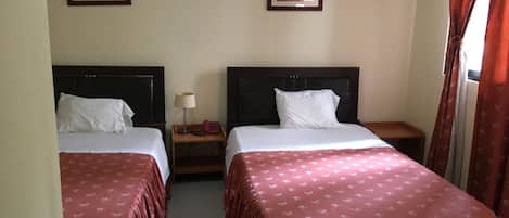Standard Twin Room | Free WiFi