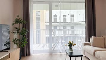 Leilighet – standard, 1 dobbeltseng med sovesofa, balkong | 1 soverom, allergitestet sengetøy og individuelt dekorert