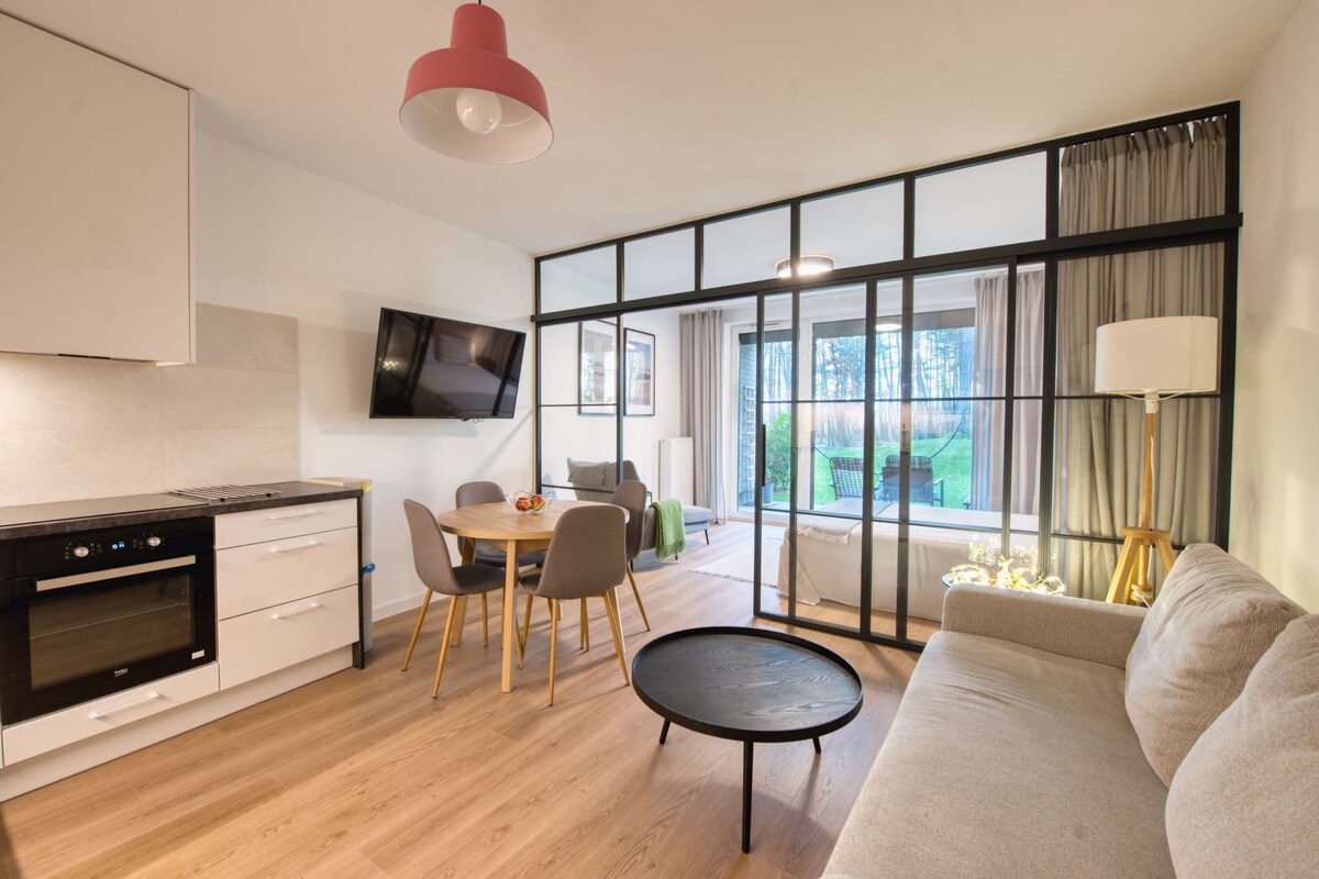 Suite estudio Confort | Ropa de cama hipoalergénica y cortinas blackout 