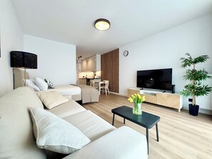 Studio Suite Tiêu chuẩn, 1 giường cỡ queen và sofa giường, ban công | Bộ đồ giường kháng dị ứng, trang trí khác biệt 