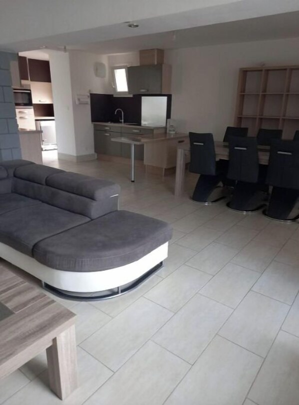 TV, stereo