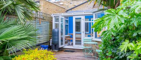 ベーシック アパートメント | 外観