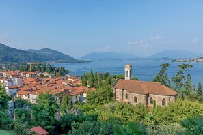 Exterior - Il Poggio Radioso Lake View & Garden (Massino Visconti)