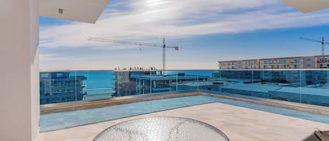 Penthouse Deluxe - 2 sovrum - viss havsutsikt | Terrass/Patio