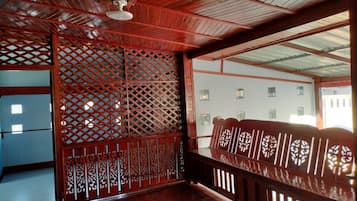 Classic Room | Living area