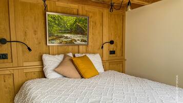 1 chambre, bureau, fer et planche Ă repasser, Wi-Fi gratuit