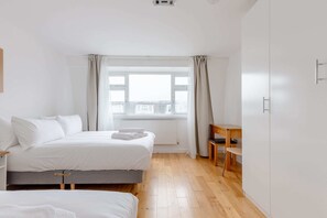 Casa básica | 4 quartos, espaço de trabalho para notebook