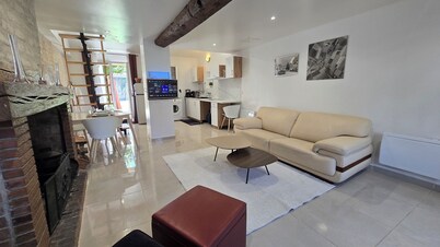 Maison Loft - Spa-jacuzzi, Piscine, Jardin Privé