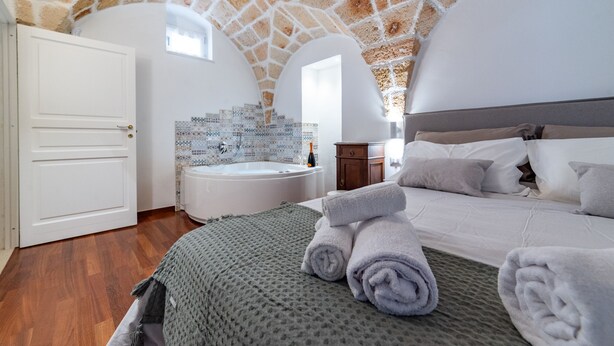 Unclassified image, 1 of 35, button - Elegance Staffa Rooms (Carovigno)