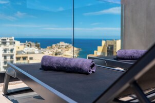 Outdoor pool, open 8:00 AM to 6:00 PM, sun loungers