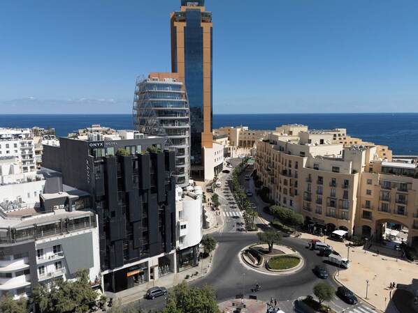 Front of property - Onyx Hotel (St. Julian's)